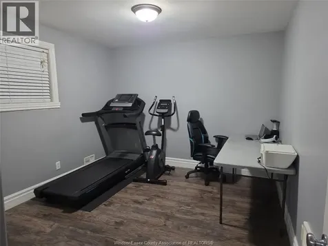 1509 Meridian Street Windsor ON N9G 3E5