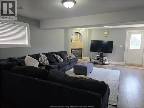 1509 Meridian Street Windsor ON N9G 3E5