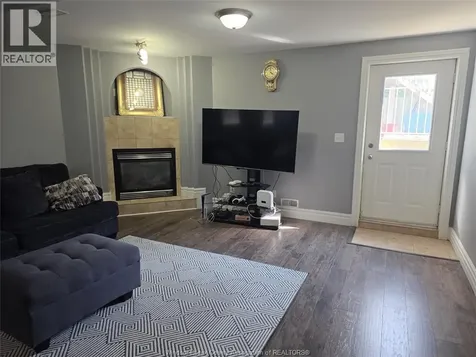 1509 Meridian Street Windsor ON N9G 3E5