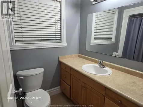 1509 Meridian Street Windsor ON N9G 3E5