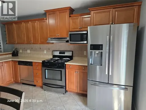 1509 Meridian Street Windsor ON N9G 3E5