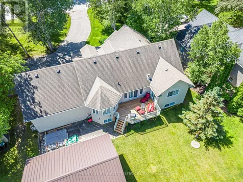 2 Alexandra Lane Wasaga Beach ON L9Z 1N5