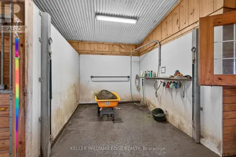 564 8th Concession Road East Hamilton ON L0P 1B0
