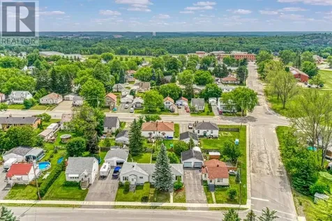 235 Tenth Avenue Lively ON P3Y 1M6