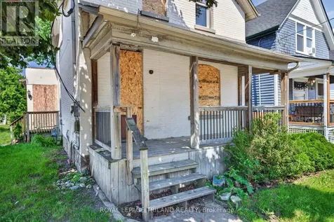 54 St Catharine Street St. Thomas ON N5P 2W1