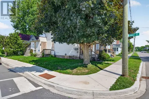 54 St Catharine Street St. Thomas ON N5P 2W1