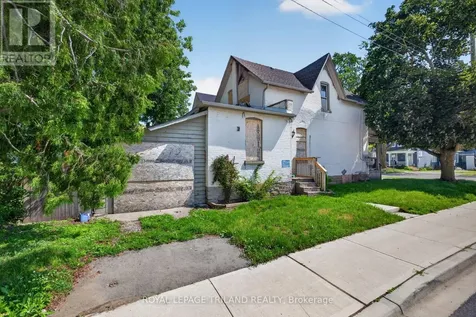 54 St Catharine Street St. Thomas ON N5P 2W1