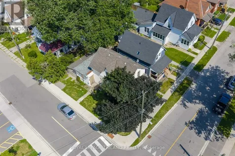 54 St Catharine Street St. Thomas ON N5P 2W1