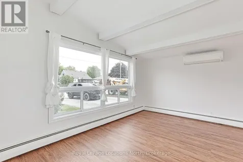 594 Oak Street Collingwood ON L9Y 2Z1