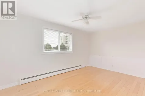 594 Oak Street Collingwood ON L9Y 2Z1
