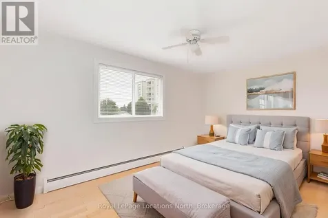 594 Oak Street Collingwood ON L9Y 2Z1