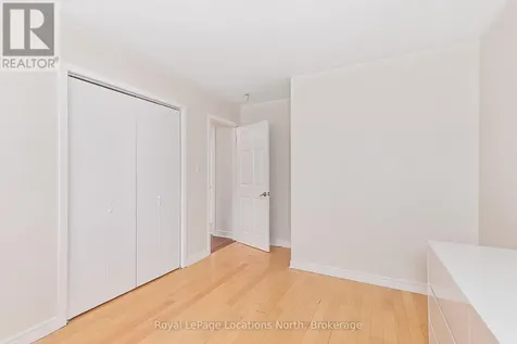 594 Oak Street Collingwood ON L9Y 2Z1