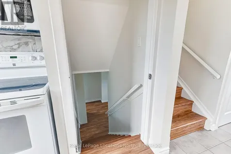 594 Oak Street Collingwood ON L9Y 2Z1
