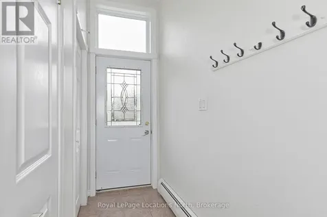 594 Oak Street Collingwood ON L9Y 2Z1
