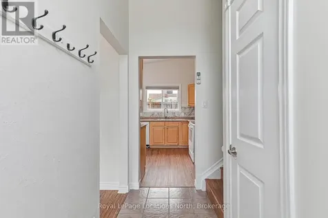 594 Oak Street Collingwood ON L9Y 2Z1