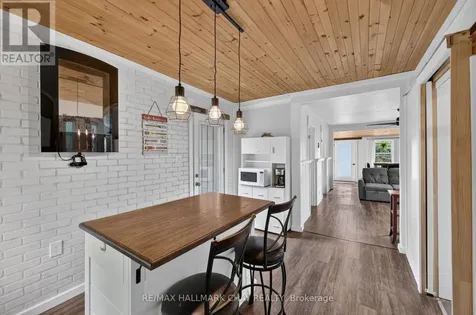 8 Myrtle Avenue Oro-medonte ON L0L 1T0