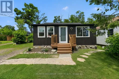 8 Myrtle Avenue Oro-medonte ON L0L 1T0