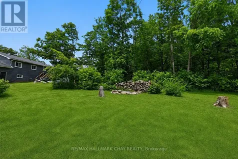 8 Myrtle Avenue Oro-medonte ON L0L 1T0