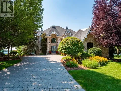 318 Crystal Bay Drive Amherstburg ON N9V 4A6