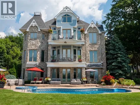 318 Crystal Bay Drive Amherstburg ON N9V 4A6