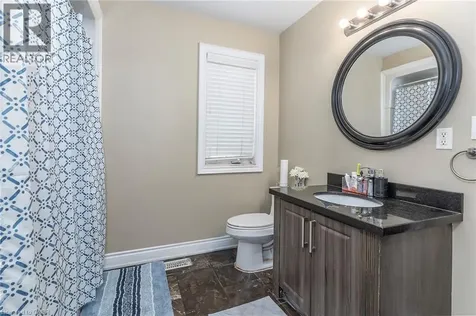 147 Federal Street Stoney Creek ON L8E 0H3
