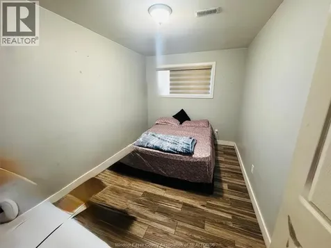 4625 Bunker Avenue Windsor ON N9G 3A8