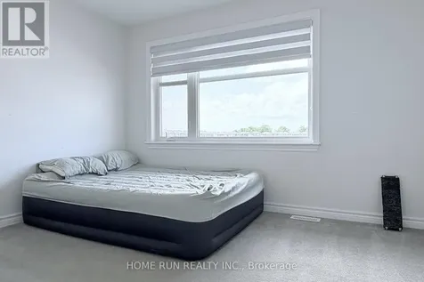 535 Honeylocust Avenue Ottawa ON K2V 0L8