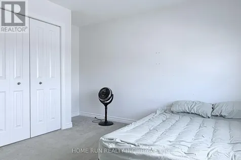 535 Honeylocust Avenue Ottawa ON K2V 0L8