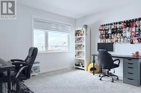 535 Honeylocust Avenue Ottawa ON K2V 0L8