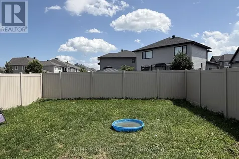 535 Honeylocust Avenue Ottawa ON K2V 0L8