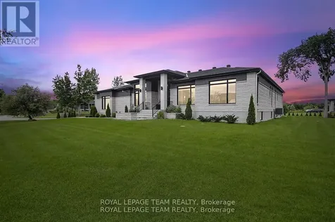 6865 Pebble Trail Way Ottawa ON K4P 0C4