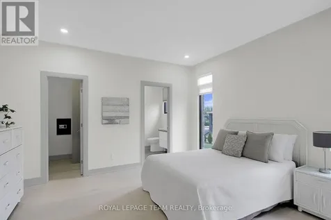 6865 Pebble Trail Way Ottawa ON K4P 0C4