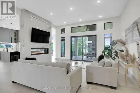 6865 Pebble Trail Way Ottawa ON K4P 0C4