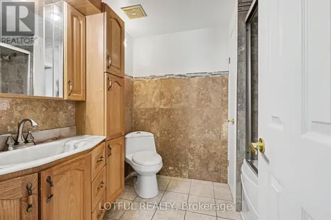 52 Fair Oaks Crescent Ottawa ON K2G 4W5