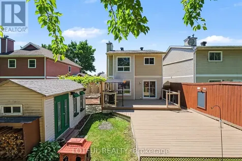52 Fair Oaks Crescent Ottawa ON K2G 4W5