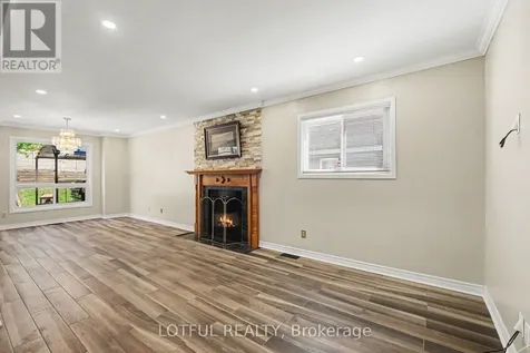 52 Fair Oaks Crescent Ottawa ON K2G 4W5