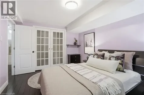 3411 Lansdown Drive Burlington ON L7M 1S5