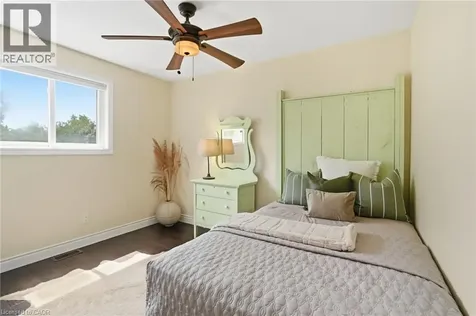 3411 Lansdown Drive Burlington ON L7M 1S5