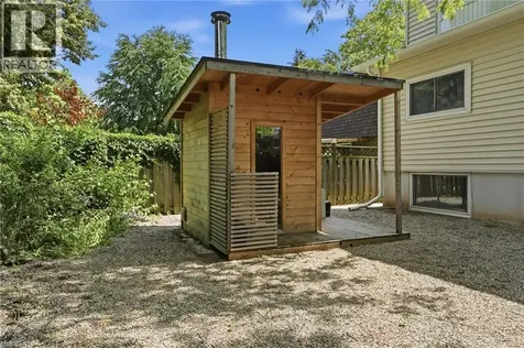 3411 Lansdown Drive Burlington ON L7M 1S5