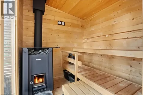 3411 Lansdown Drive Burlington ON L7M 1S5