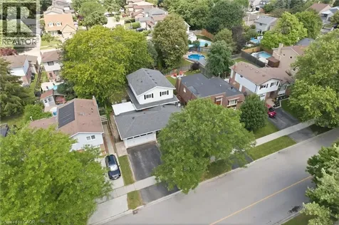 3411 Lansdown Drive Burlington ON L7M 1S5