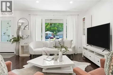 3411 Lansdown Drive Burlington ON L7M 1S5