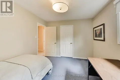 27 Lauchlin Crescent Halton Hills (georgetown) ON L7G 5R1