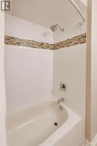 27 Lauchlin Crescent Halton Hills (georgetown) ON L7G 5R1