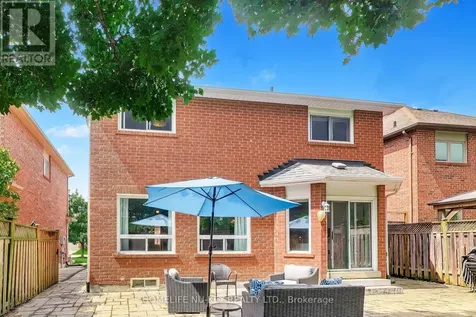 27 Lauchlin Crescent Halton Hills (georgetown) ON L7G 5R1