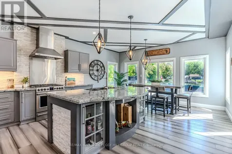 1657 Peninsula Point Road Severn ON P0E 1N0
