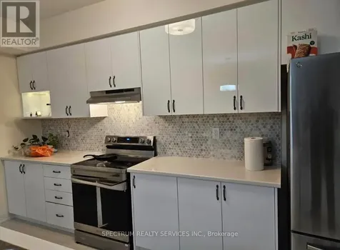 45 Dennis Avenue Brantford ON N3V 0B9