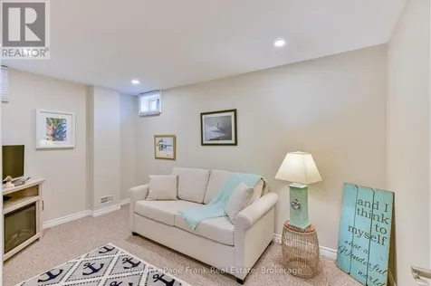 61 Reid Street Selwyn ON K0L 2H0