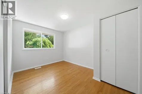 64 Warren Road Kitchener ON N2M 4T4