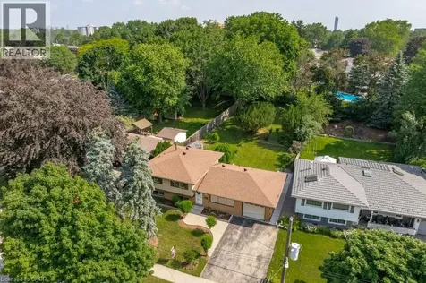 64 Warren Road Kitchener ON N2M 4T4